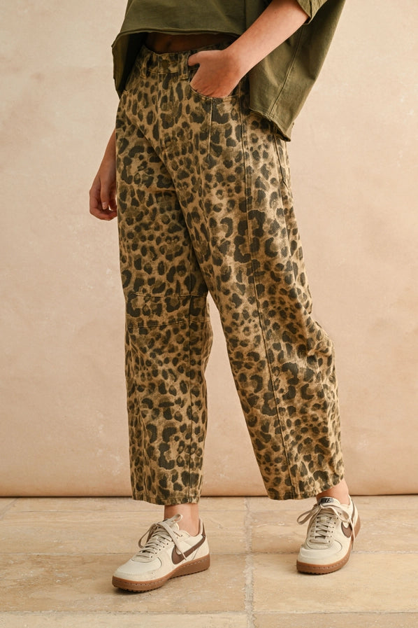 Leopardess Barrel Jeans