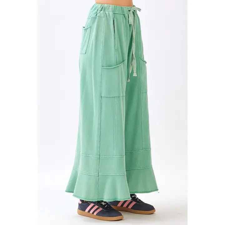 Geneeesta Ruffle Pants
