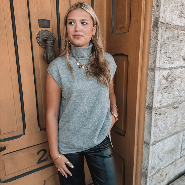 The Turt Sweater Top