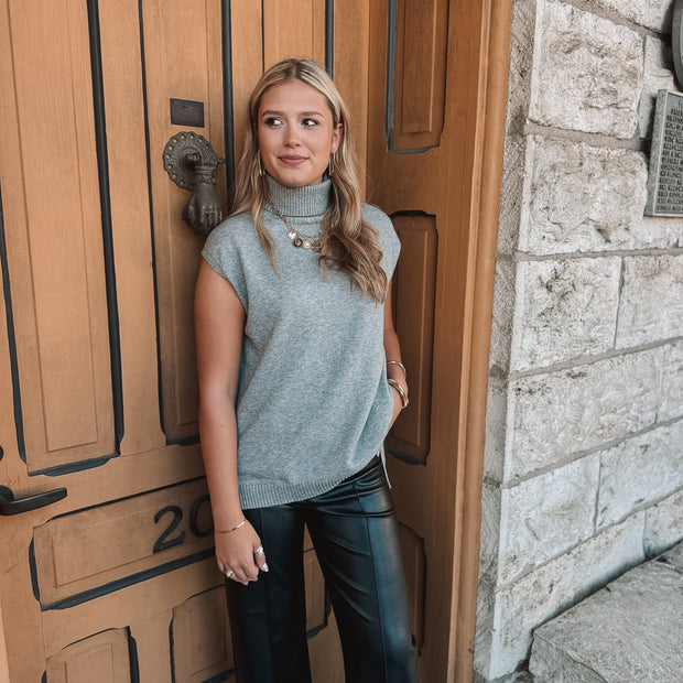 The Turt Sweater Top