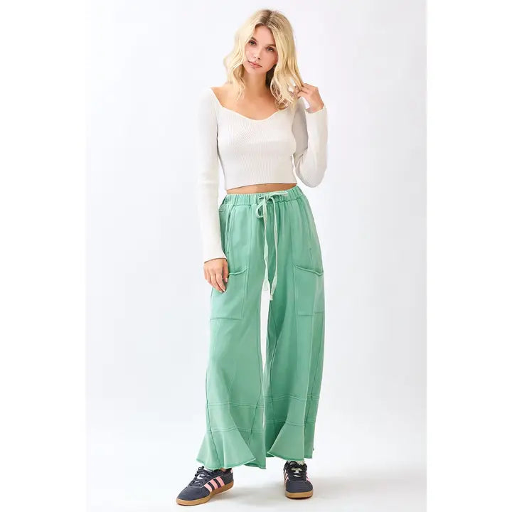 Geneeesta Ruffle Pants