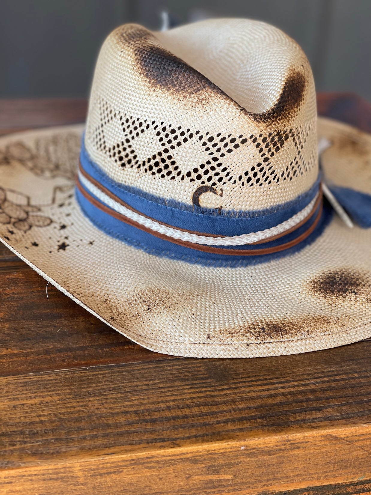 The Howdy Hat