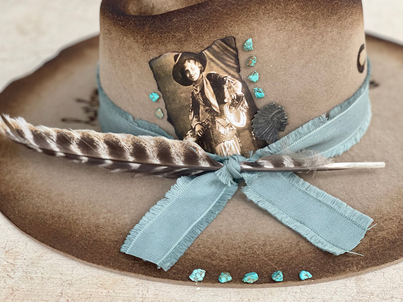 The Well Behaved Hat